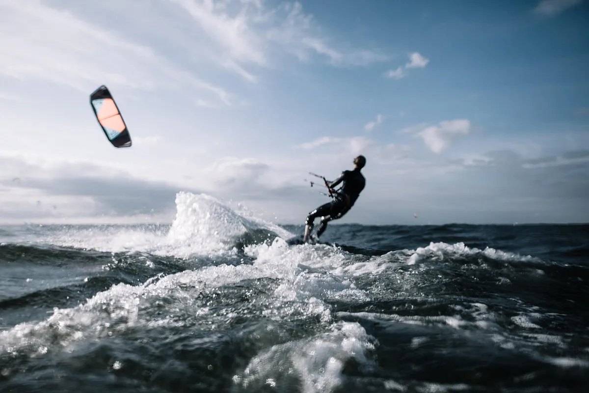 Kiteboarding in the UK: A Complete Beginner's Guide to Your First Season